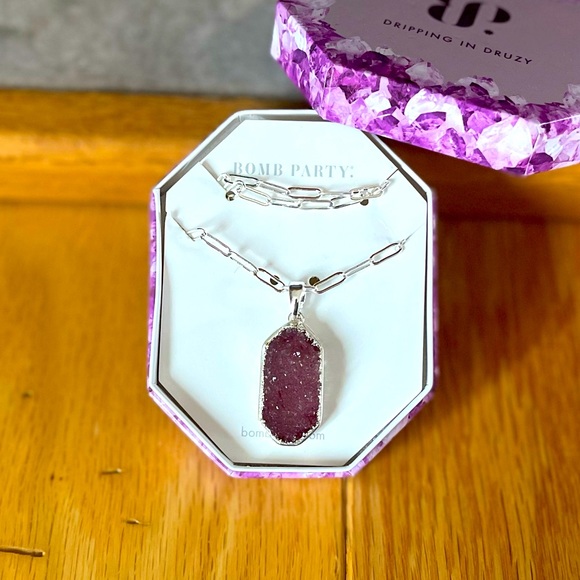 Bomb Party Dripping in Druzy Necklace - Fearless Soul - Picture 1 of 3